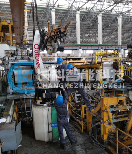 庫卡大型機(jī)械臂減速箱更換現(xiàn)場 庫卡大型機(jī)械臂減速箱更換現(xiàn)場