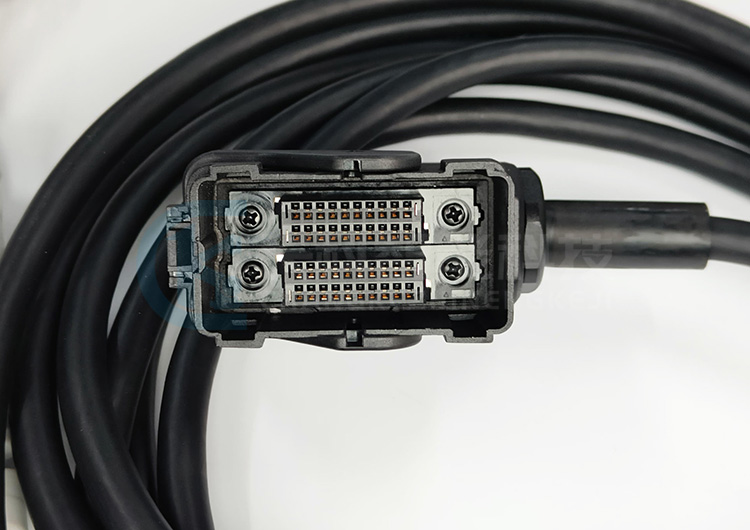 川崎機器人示教器線纜50979-0360L05 川崎機器人示教器線纜50979-0360L05